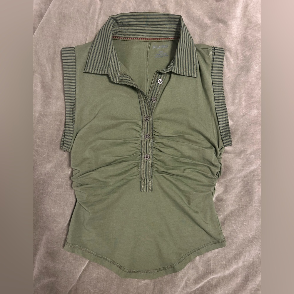 Pilcro Anthropology Green Sleeveless Collared Top